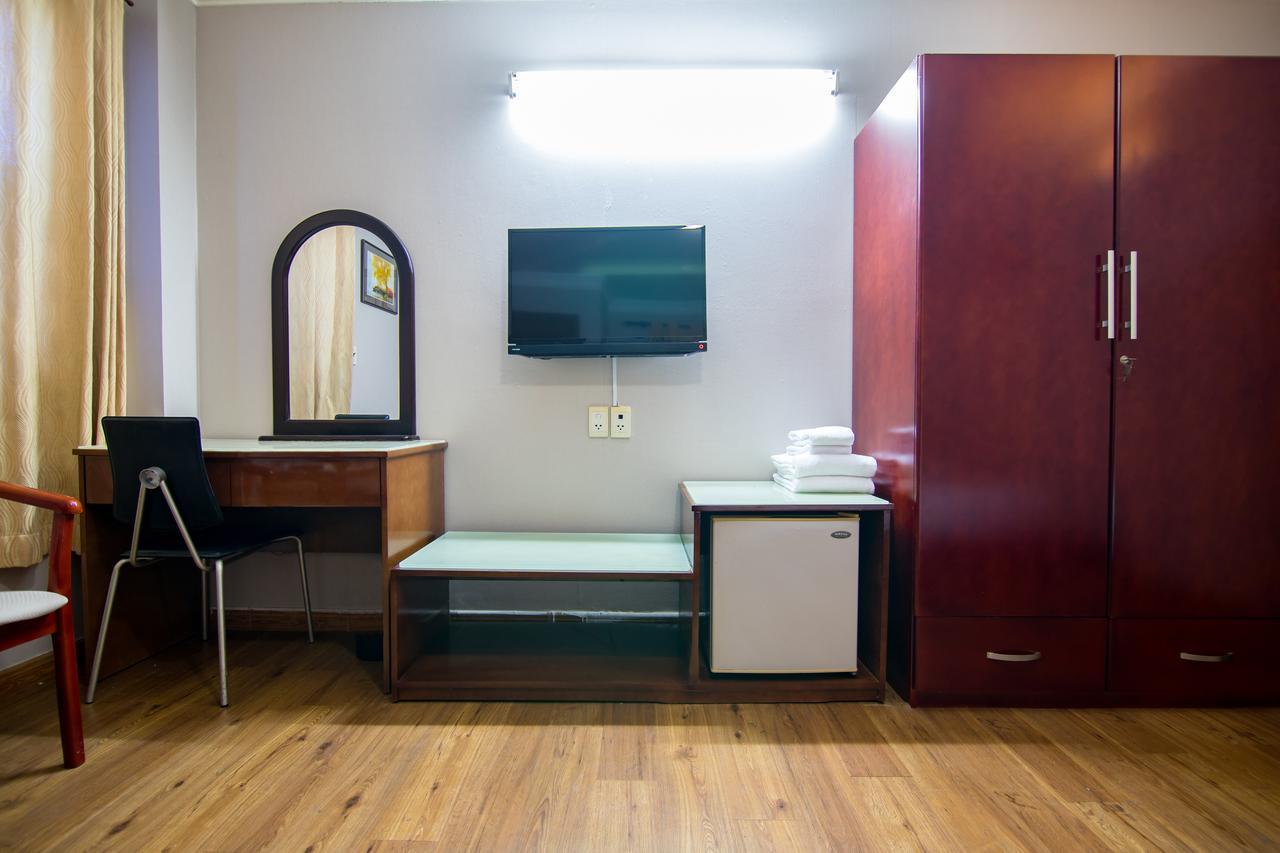 Quynh Giang Hotel Near Hiecc Cidade de Ho Chi Minh Exterior foto
